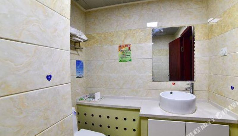 Camera - Korla Shun'an Hotel