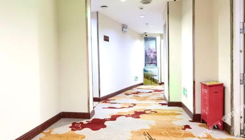 Vista interna - HUIYUAN HOTEL
