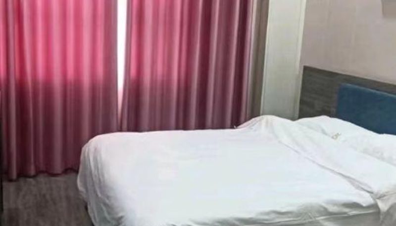 Camera - Jiuding Business Hotel