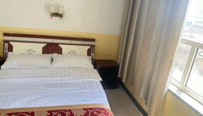 Kamer - Korla Chengyi Express Hotel