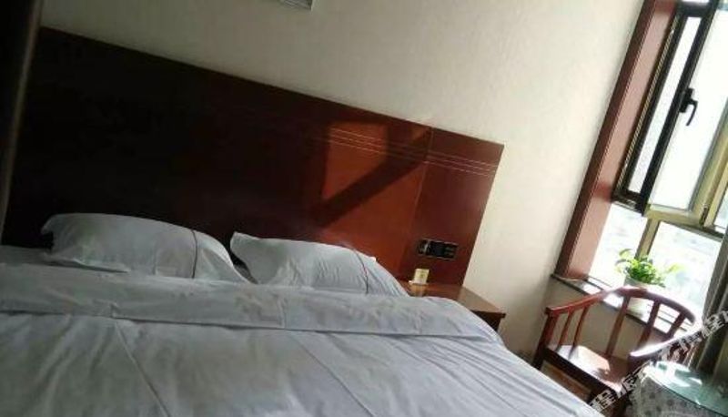 Habitación - Korla West Tour Hotel