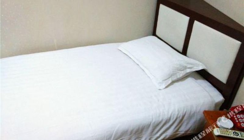 Habitación - OYO Korla Hongle Hotel