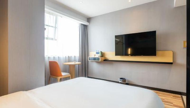Room - City Comfort Inn