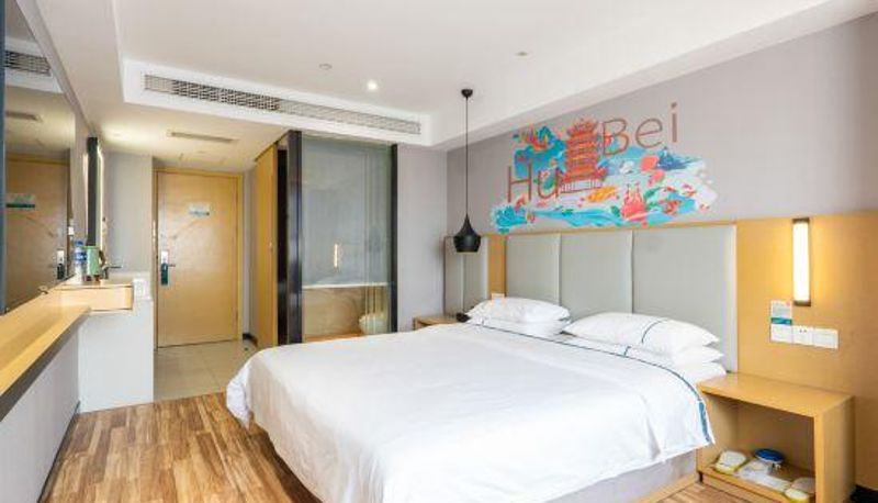 Room - City Comfort Inn