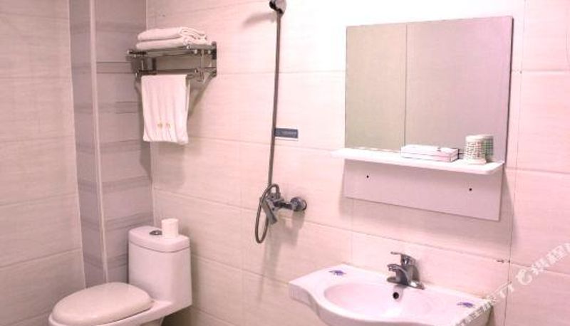 Camera - Jiayu Guanshun Wei Express Hotel