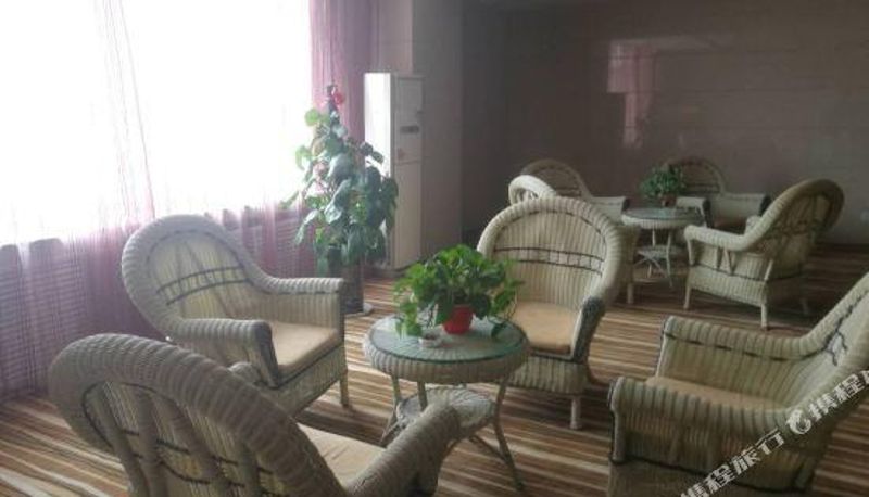 Widok wnętrza - Jiayuguan Jinyu Business Hotel