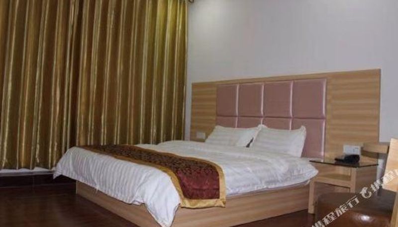 Camera - Wanpeng Hotel