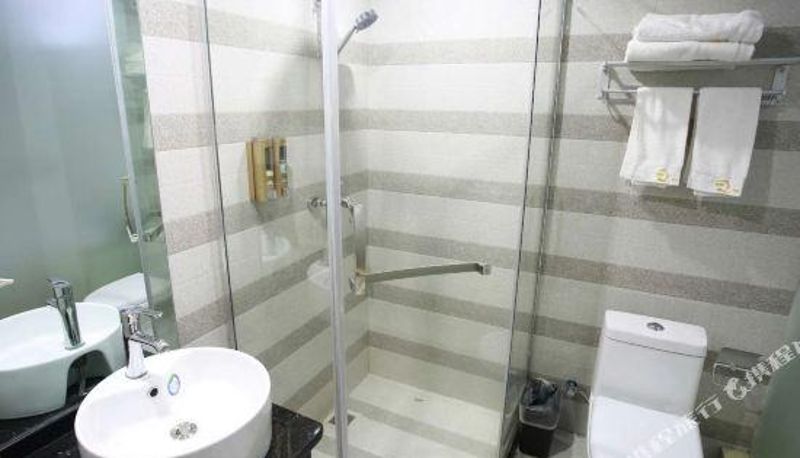 Camera - Yinhuwan Hotel