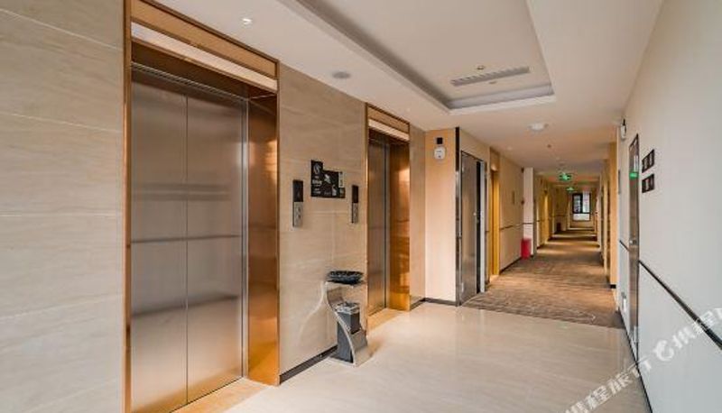 Recepción - City Convenience Hotel (Huizhou Daya Bay Wanda Plaza)