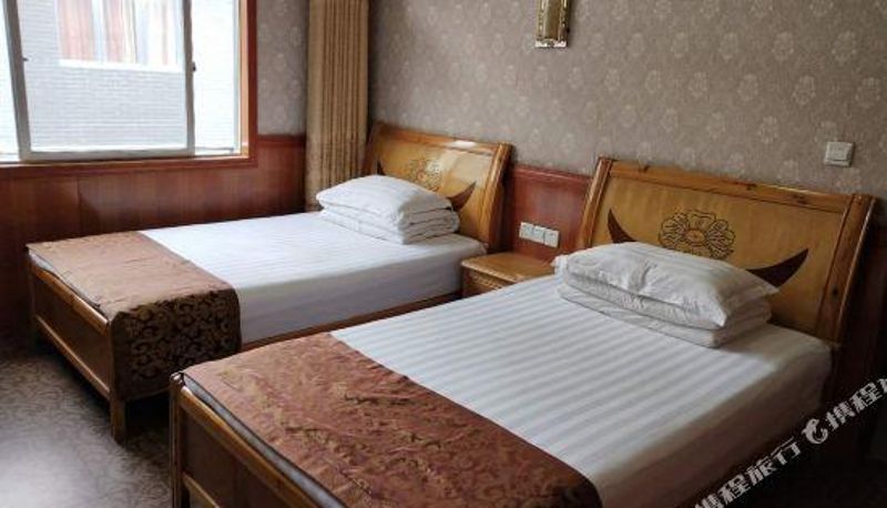 Camera - Jinggangshan Scenic Garden Hotel