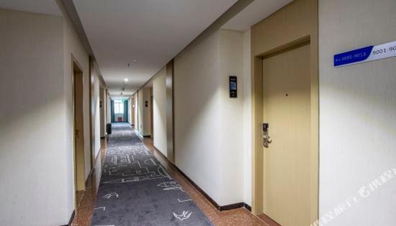 Recepcja - YESTE HOTEL