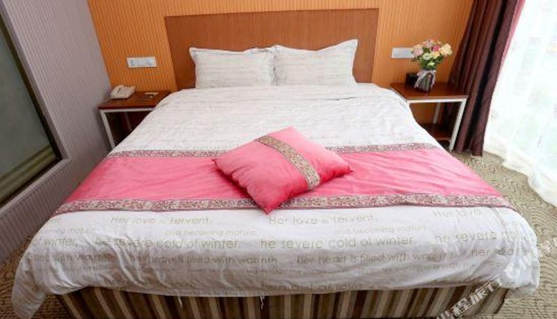 Camera - Hetian Jingguo Hotel