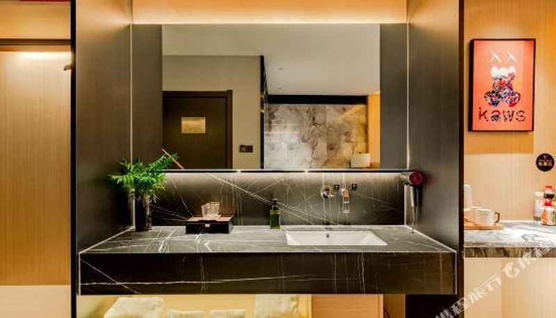 Camera - Westworld Hotel (Huainan Yueng West Road Branch)