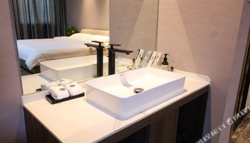 Camera business - Huainan Daxutang Junlin Hotel