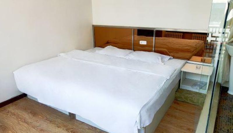 Pokój - Yilong Express Hotel