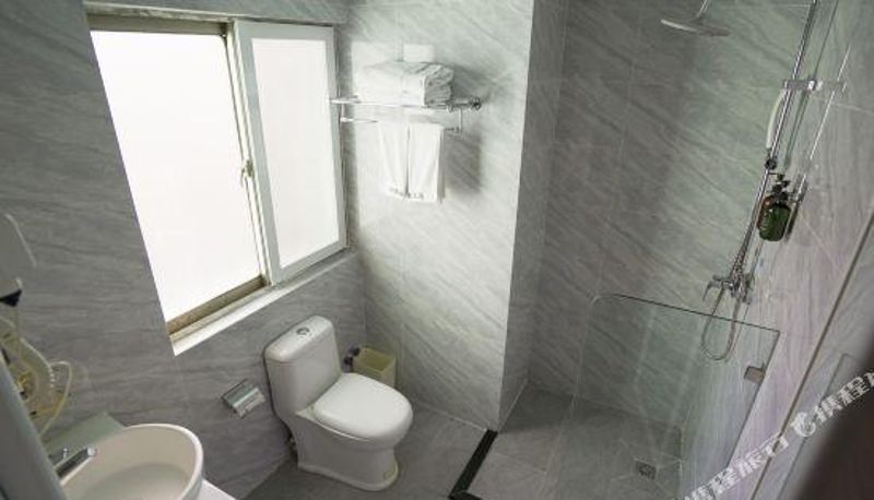 Zimmer - Four Seasons Chain Hotel (Hefei Baohe Wanda Shop)