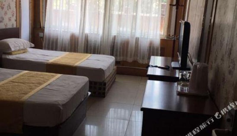 Camera - Alishan Hotel