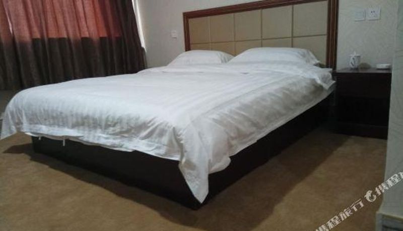 Zimmer - Weizhou Hotel