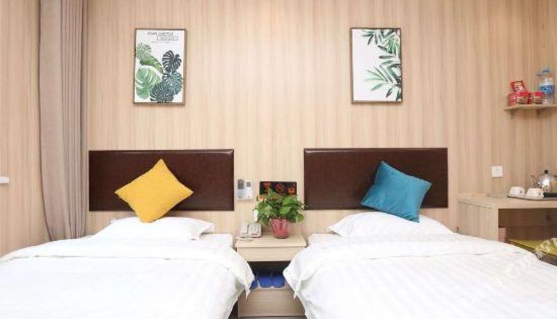 Zimmer - Qinchao Hotel (Qinhua Branch)