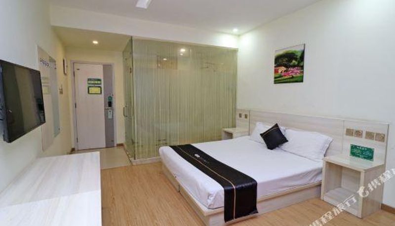 Camera - Jurong Theme Hotel (Huasong Times Store)