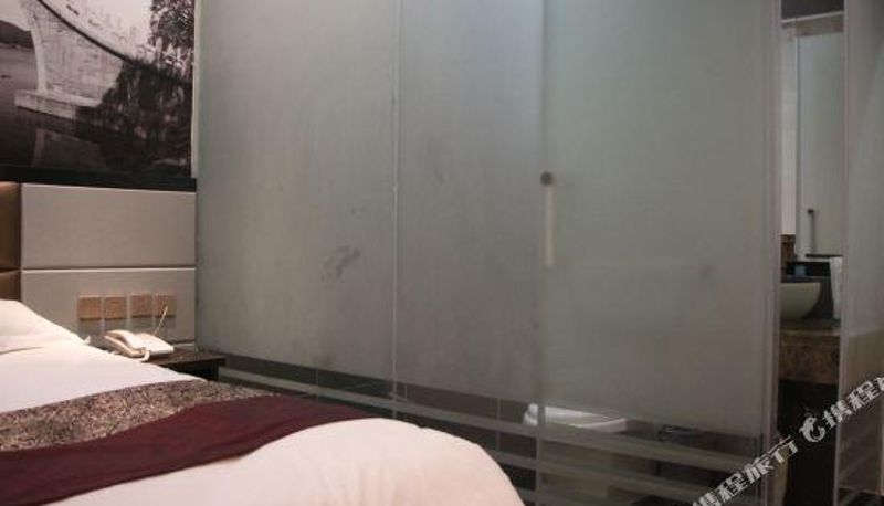 Kamer - Lejia Business Hotel (Fuzhou Qianyu Branch)