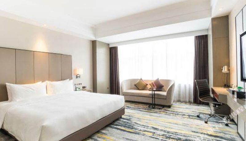 Camera business - Brandi Hotel