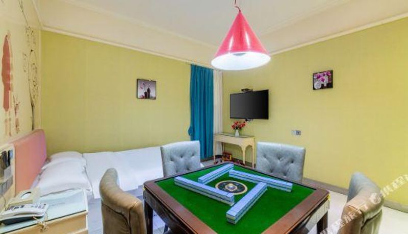Habitación corporativa - Fufu Hotel Chain (Foshan Danzao Wanmin Department Store)