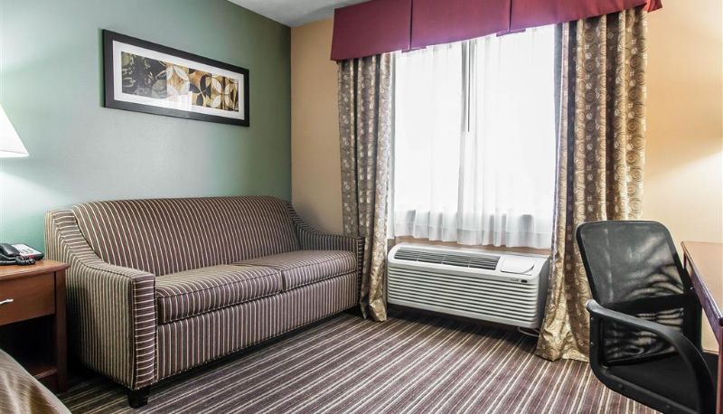 Zimmer - Comfort Inn Jackson I-40