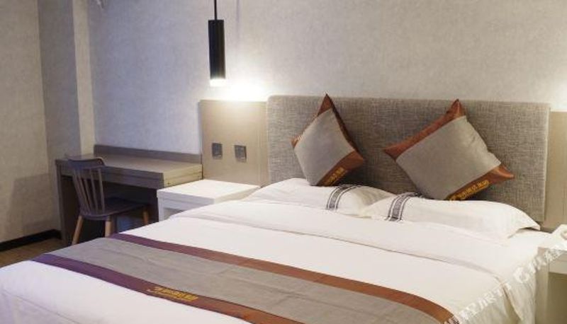 Camera - City 118 · Select Hotel (Dongying Dongcheng Branch)