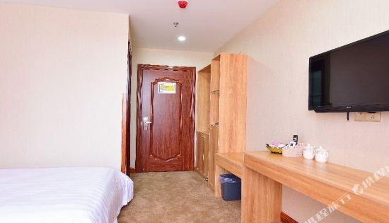 Camera business - Home Inn Yihe Hotel (Dandong Railway Station)