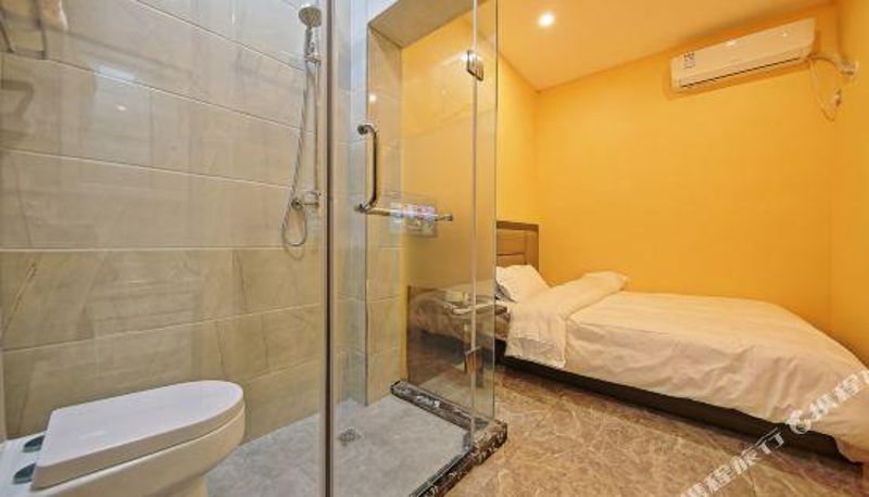 Zimmer - Qinglv Business Hotel