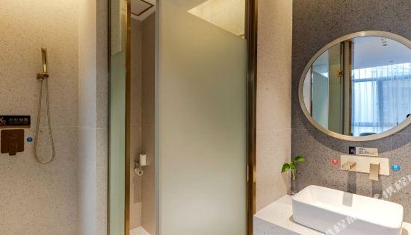 Zimmer - Chizhou Daqianmen Light Luxury Hotel