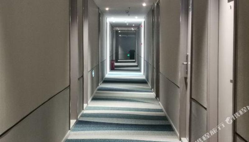Vista interior - Dandong) Homeinn Selected(Yalu River Bridge
