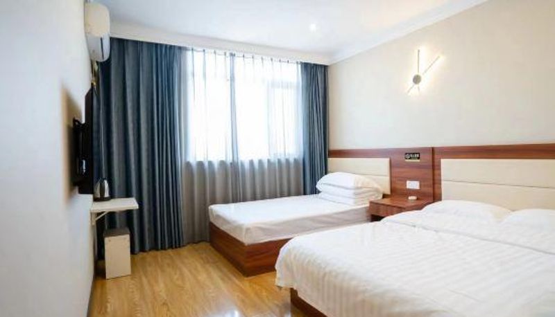 Familienzimmer - Kaida Hotel