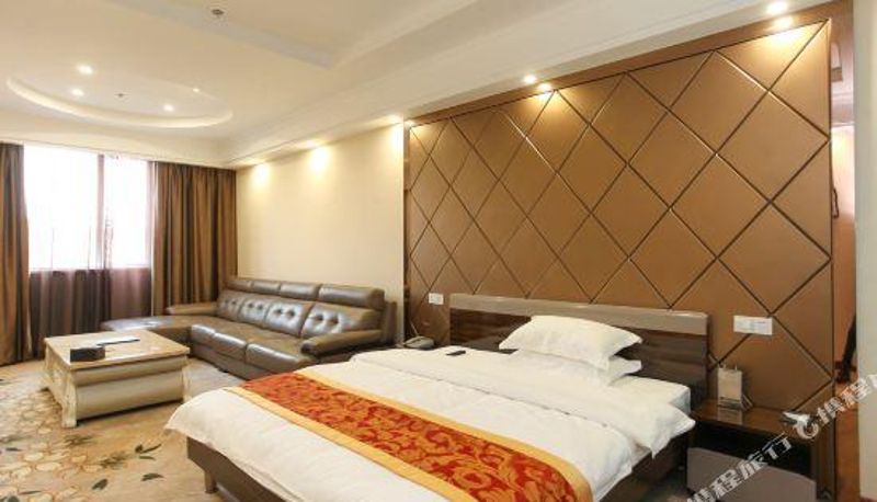 Camera - Changhou Hongyuan Hotel