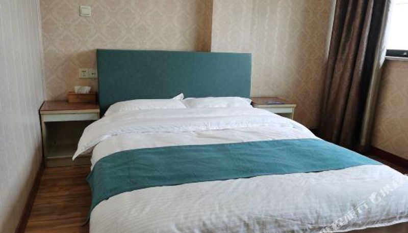 Camera - Yijia Express Hostel