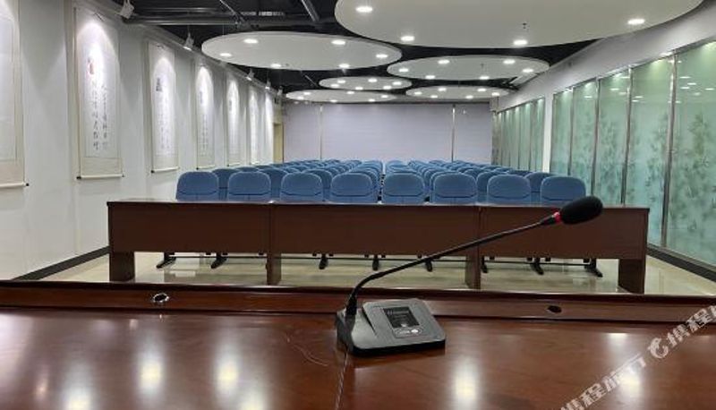 Zona de bienestar y gimnasio - baiyajiudian (gaolingshangmaochengdian)