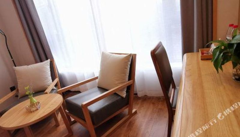 Suite - Aston Apartment Hotel