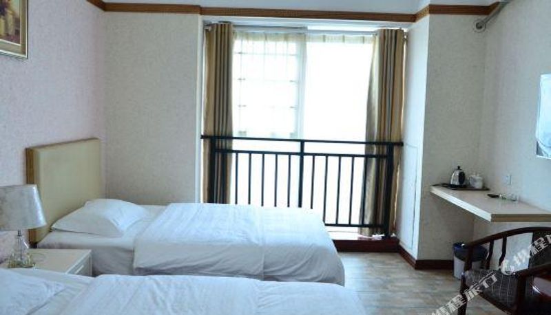 Zimmer - Shunda Hotel