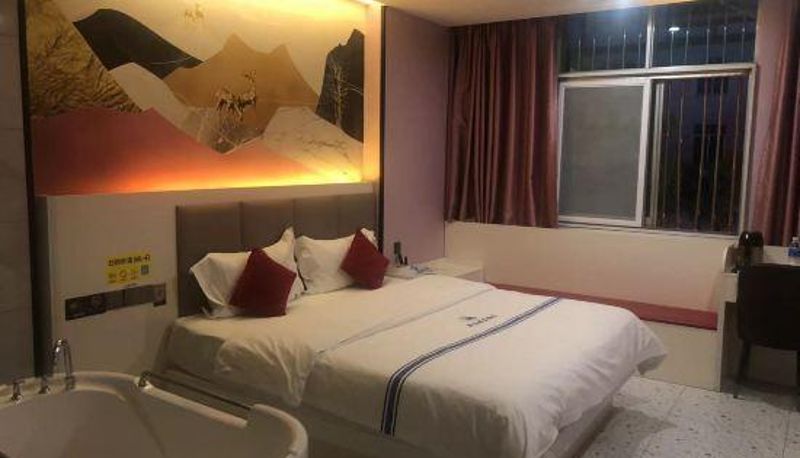 Zimmer - Xinhui Light Culture Hotel (Baoshan Kowloon Store)