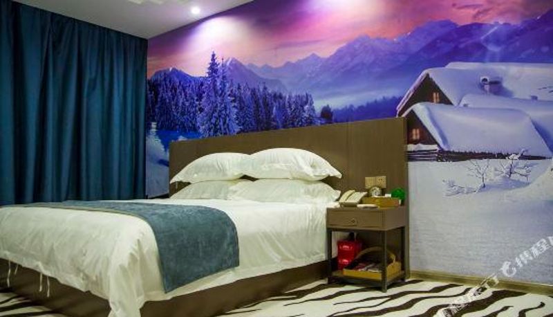 Camera - Leiketai Theme Hotel (Bengbu Railway Station Branch)