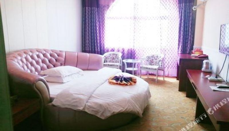 Interior view - Lanbowan Fengqing Hotel
