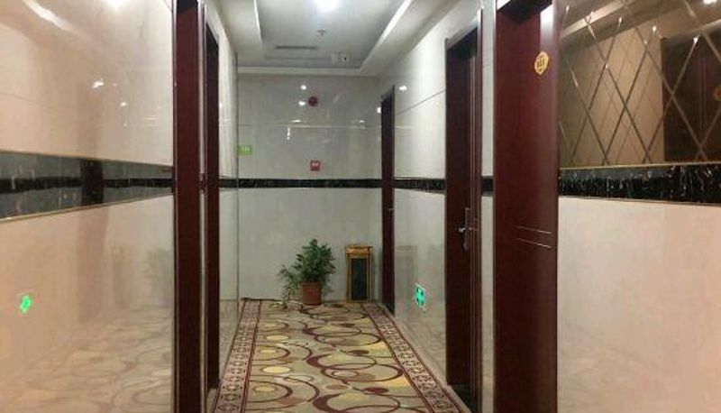 Recepción - Bengbu Champs Elysees Theme Hotel