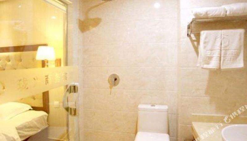 Room - Longxing Business Hotel