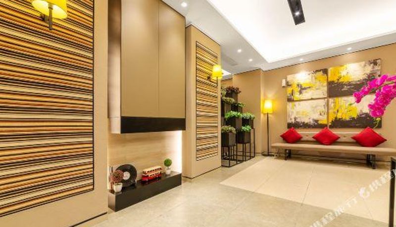 Rezeption - Rujia Yiju Hotel (Huangguoshu Avenue Xintiandi Branch)