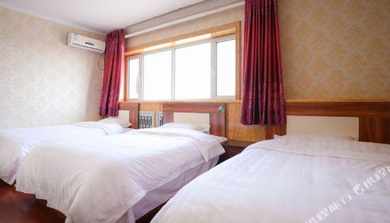 Camera - Hanshi Hotel (Dunhua High-speed Railway Station)
