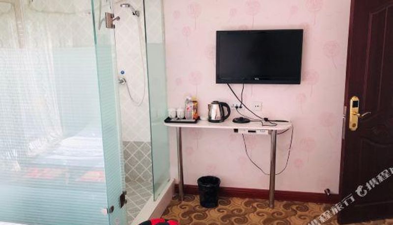 Familienzimmer - Donghua Bohai Fashion Hotel