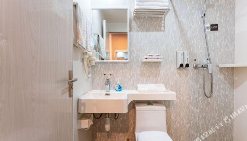 Camera - Ginza Jiayi Hotel (Jinan Xiangshan Road Fengcheng Town)