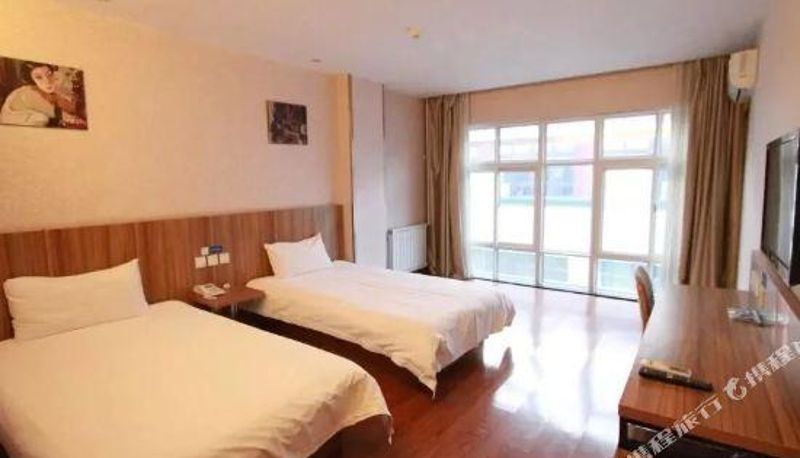 Camera - Yi jia hotel (qufu tourist distribution center)