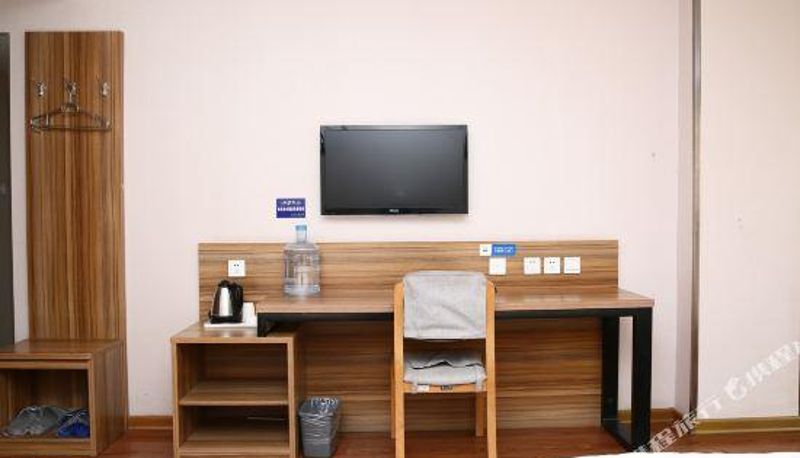 Camera per famiglia - Yi jia hotel (qufu tourist distribution center)